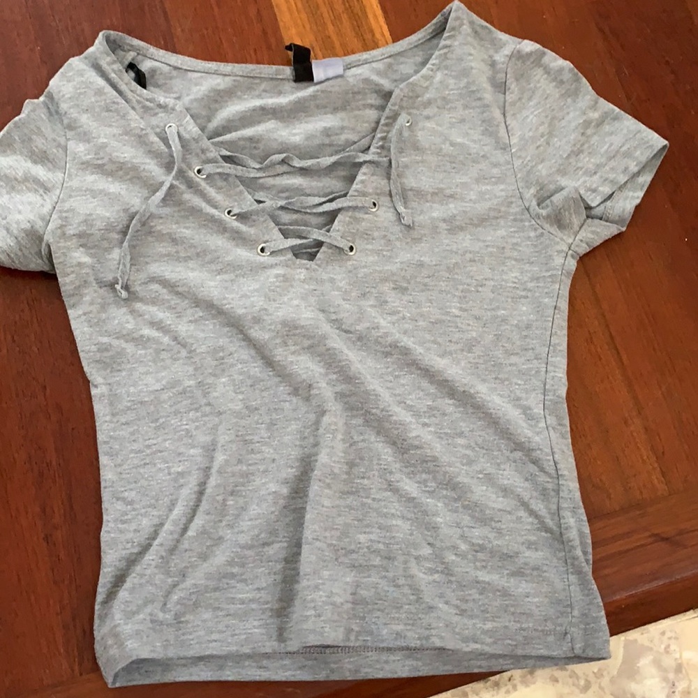 Gray lace up V shape top